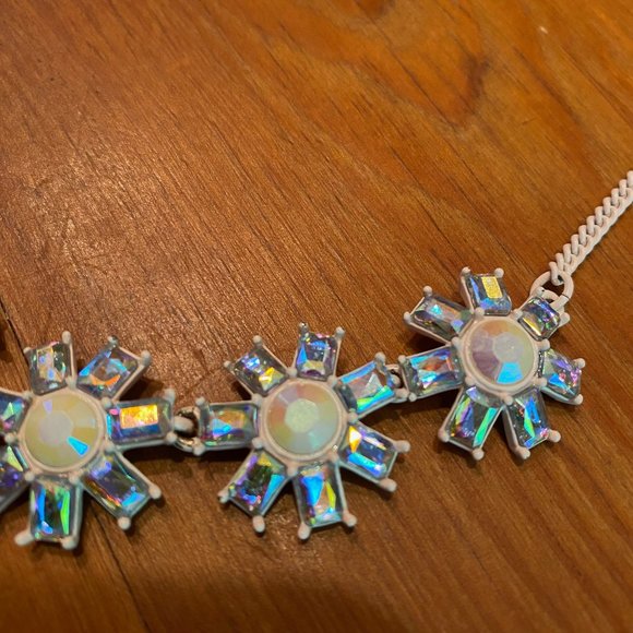 CREWCUTS BY J. CREW PINK & IRIDESCENT CRYSTAL STATEMENT NECKLACE NWOT - Picture 4 of 11